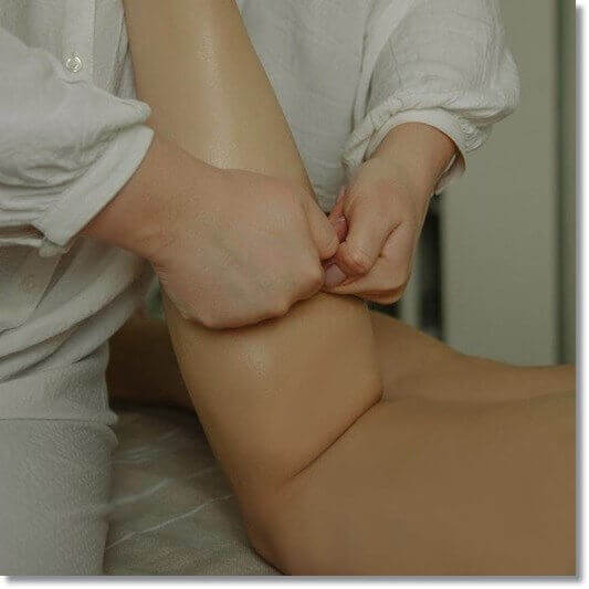 간헐적 파행증 환자와 물리치료사
